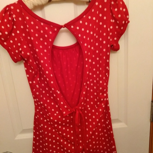 Adorable Red w/ white dot Xhilaration cutout - Picture 2 of 4